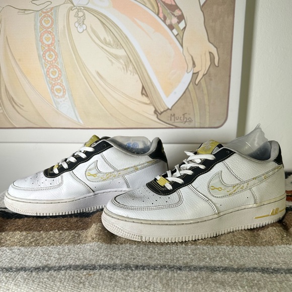 Unisex Nike Air Force 1 07 LV8 'Gold Links Zebra Print Y7, Men’s 7, Women’s 8.5 - Picture 2 of 13